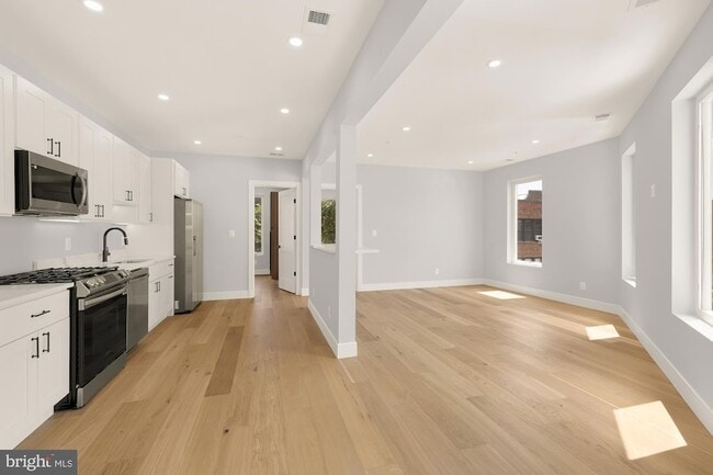 Photo - 3215 Mt Pleasant St NW Unit 301