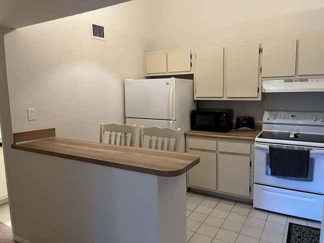 Photo - 6327 Chasewood Dr Unit G