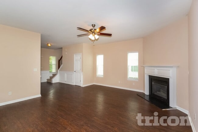 Photo - 6193 Hemperly Rd