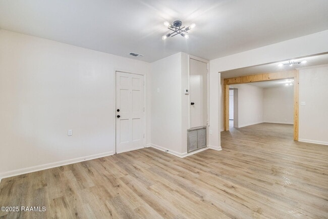 Photo - 105 Brockton Dr