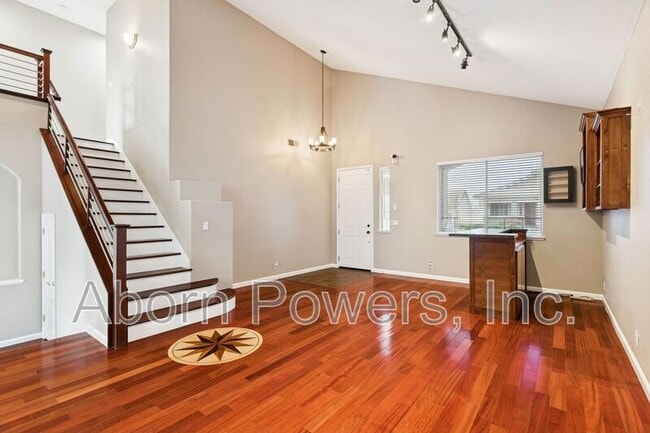 Photo - 1126 Halidon Way