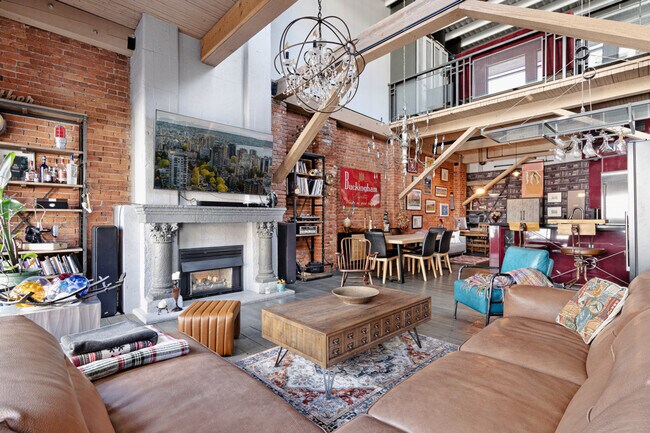 Photo - 1066 Hamilton St Unit ID1060557P