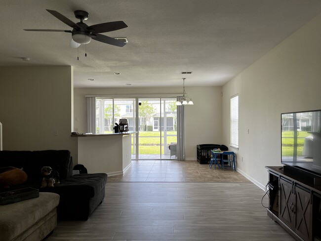 Photo - 7180 Stonelion Cir