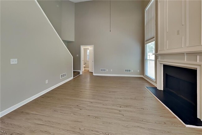 Photo - 3705 Patterstone Dr