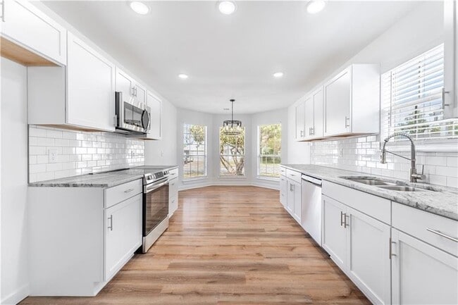Photo - 1209 Spring St