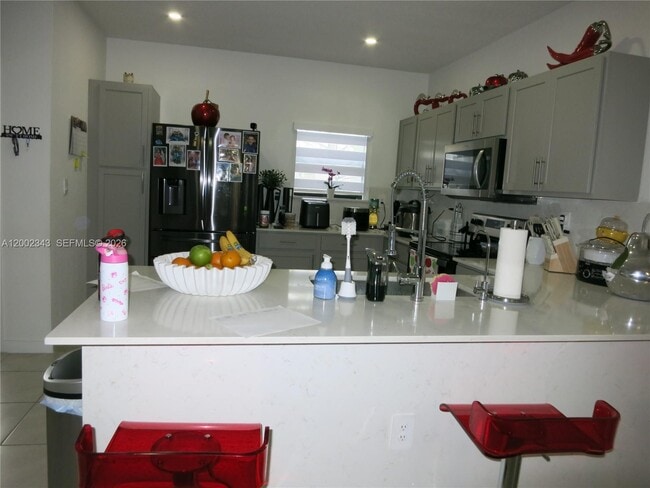 Photo - 444 NE 1st St