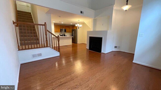 Photo - 6076 Wicker Ln