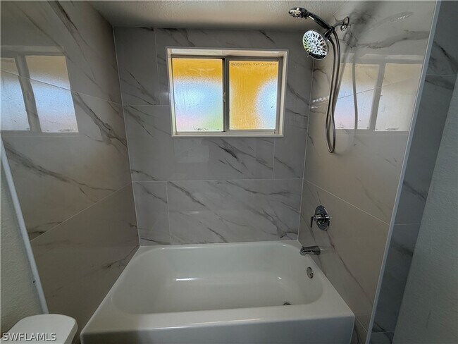 Photo - 8274 Key Royal Cir Unit 1032