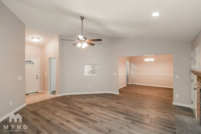 Photo - 8951 Rose Hill Dr S