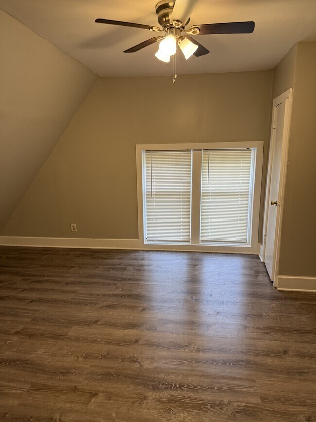 Photo - 2124 N 45th St