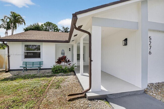 Photo - 5276 Pine Tree Dr