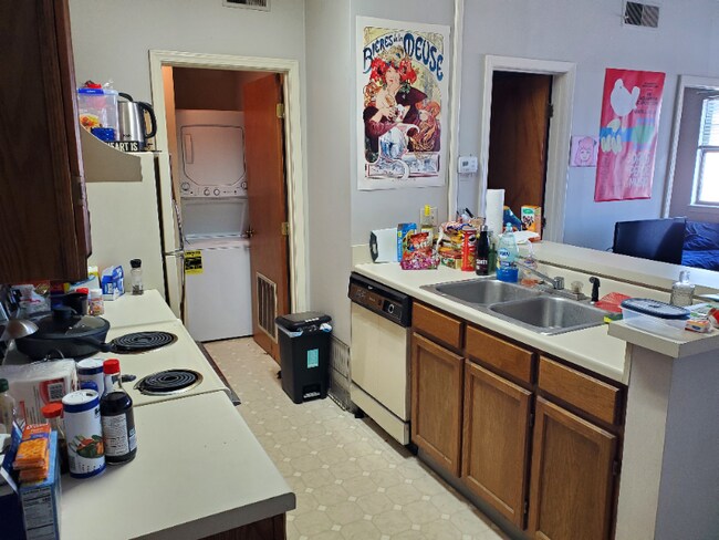 Photo - 2009 Greene St Unit 107