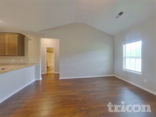 Photo - 817 Ellyson Dr