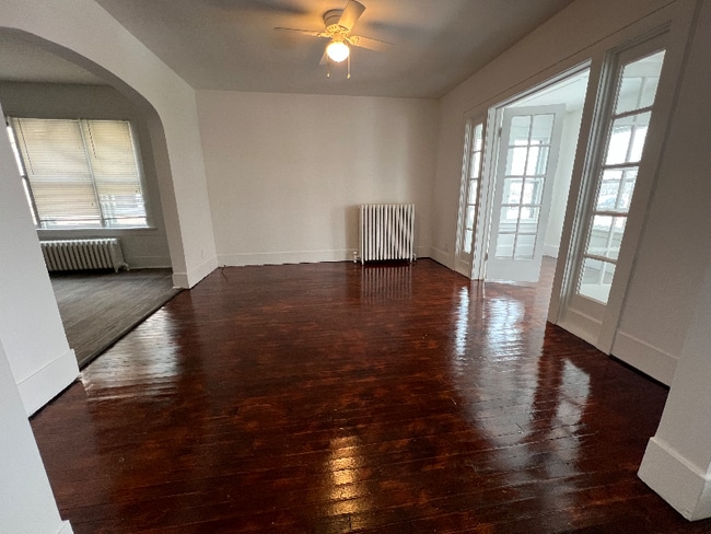 Photo - 736 N Pearl St Unit Right side