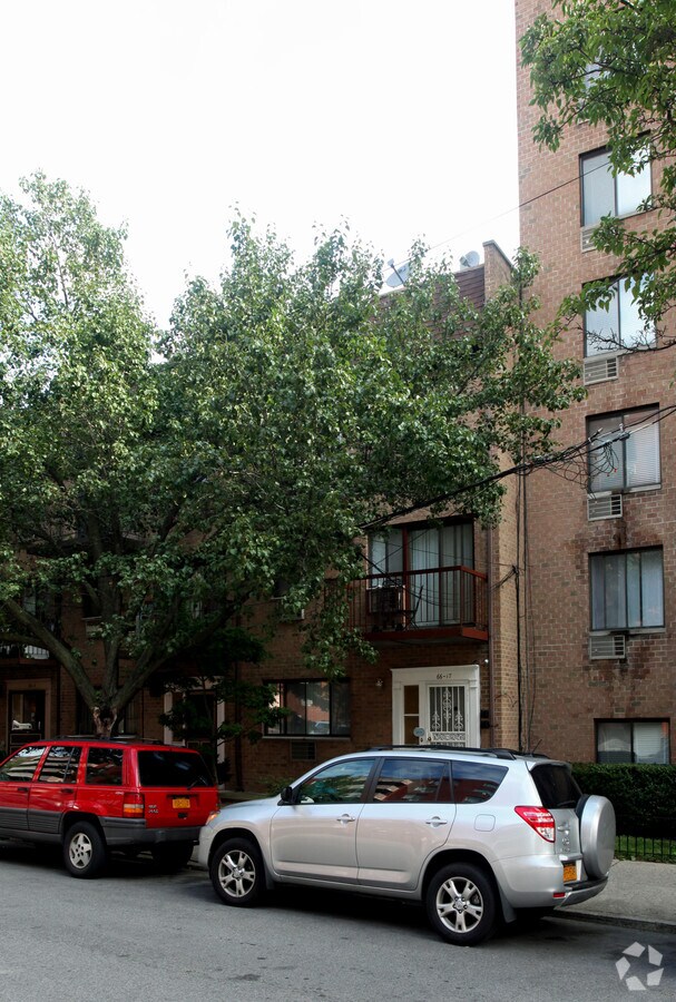 Photo - 66-17 Austin St