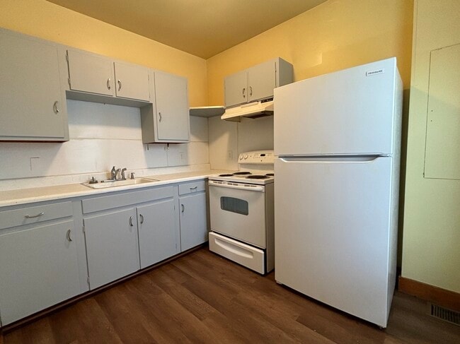 Photo - 357 College Ave Unit B - Upper