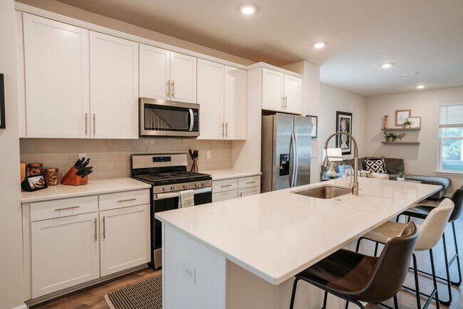 Photo - 211 Harlequin Aly