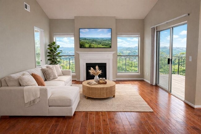 Building Photo - 6000 Shepherd Mountain Cove