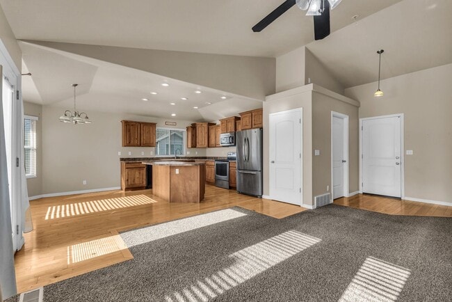 Photo - Beautiful 3 Bedroom Rambler in the Heart of Kaysville