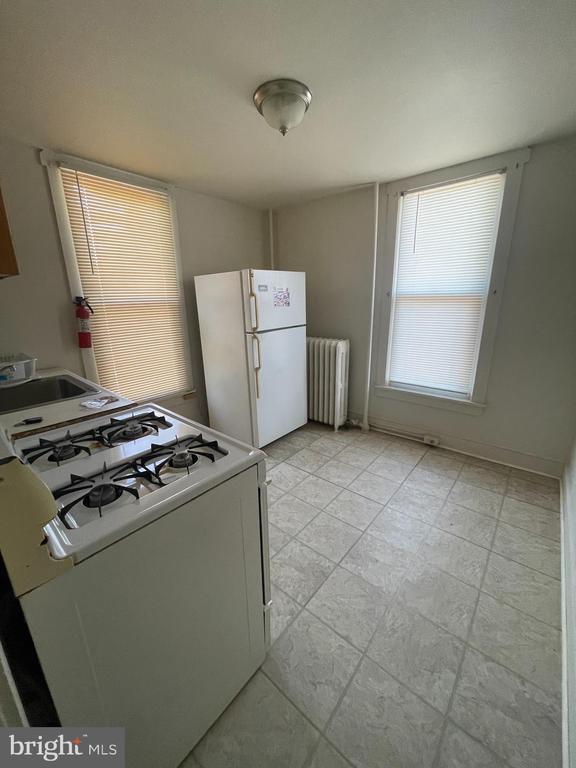 Building Photo - 13 Kirkwood Rd Unit 2B