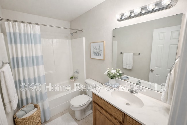 Photo - 2424 NW 161st St