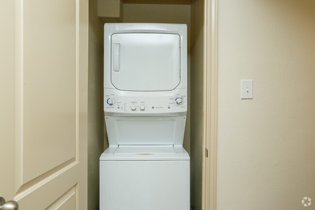 Model-Washer/Dryer