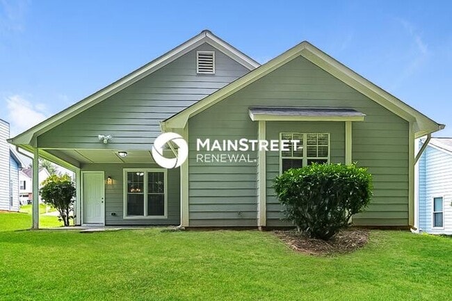 Building Photo - 3 Bedroom Pet-Friendly Home in Jonesboro, GA with Main Street Renewal