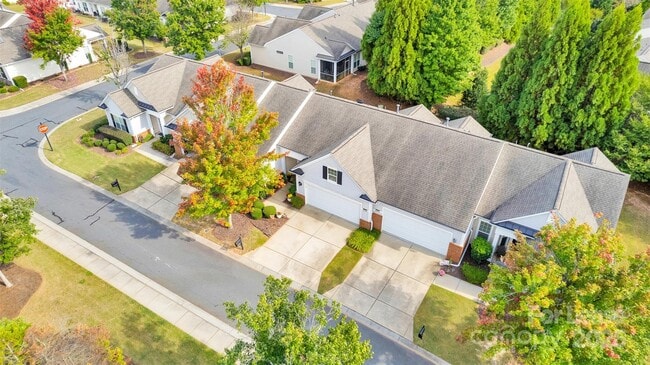 Photo - 28112 Song Sparrow Ln