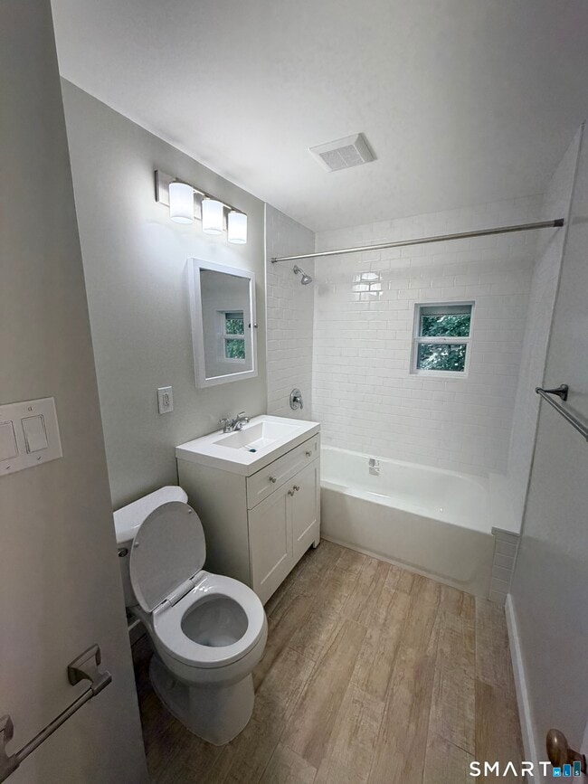 Photo - 188 Maple St