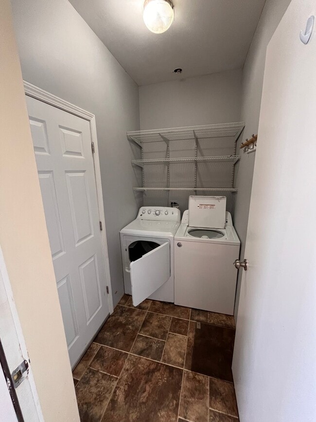 Photo - 5347-5353 W Belle Plaine Ave Unit 1E