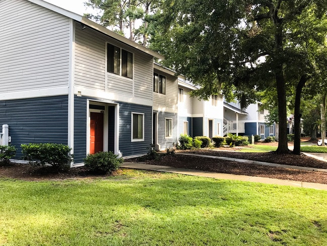 West Wind Landing Apartments & Townhomes