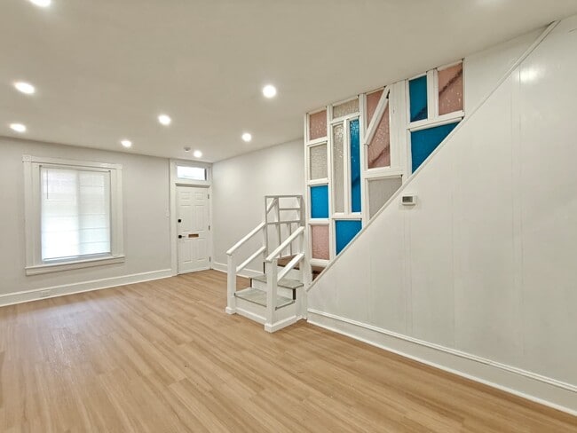 Photo - 4441 N Chadwick St