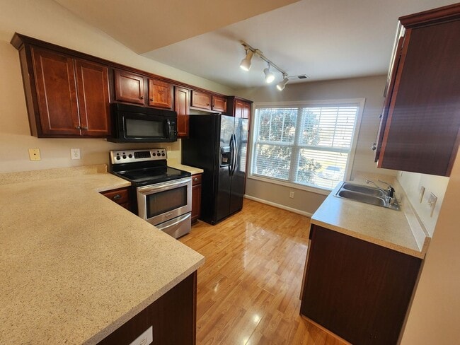Photo - 3802 Falcon Crest Dr Unit 228