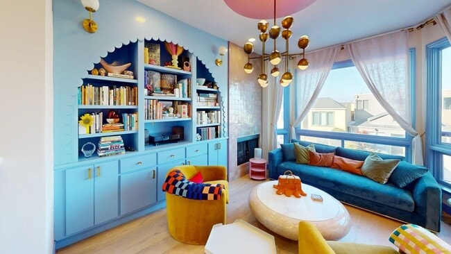 Building Photo - Decorator's Dream - Amazing Bernal Heights 3x3 + bonus room Single-Family Home w. 180 views