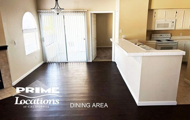 Photo - Spectacular Pacific Sunset condo