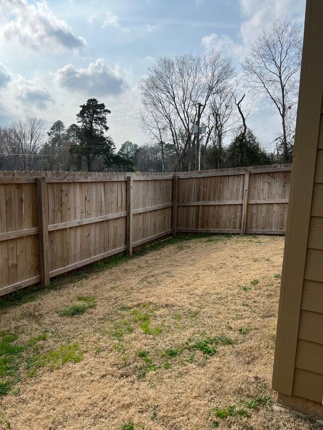 Photo - 113 Village N