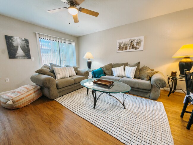 2300 SW 43rd St Unidad SI ID1359101P