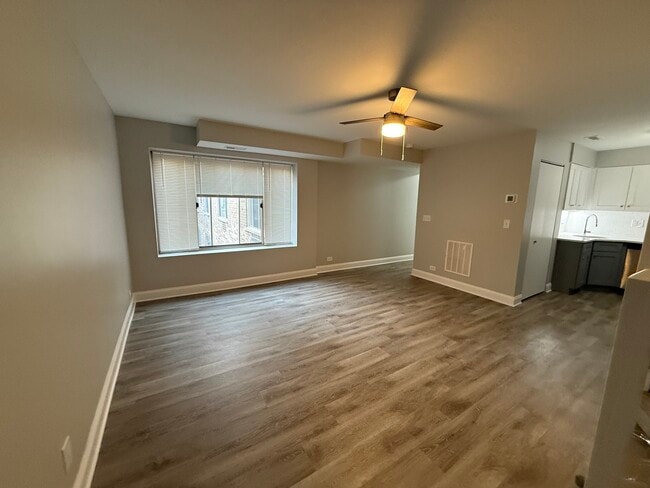 Photo - 744 W Gordon Terrace Unit 312