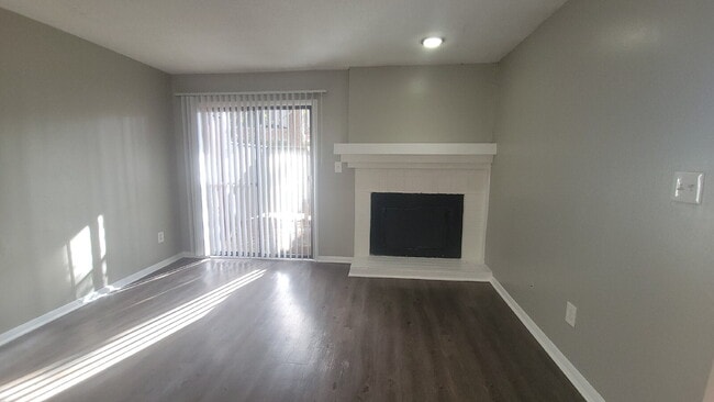 Photo - 1 month free, Call for details!!! "Cozy 2-Bedroom Retreat with Full Bath in Prime Huntsville Loca... Unit Apt C