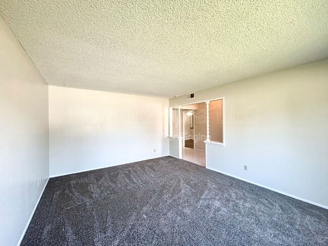 Photo - 646 Grambling Ct