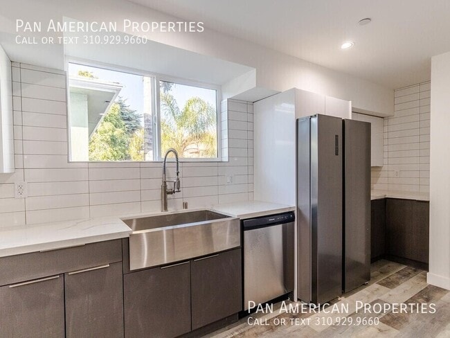 Photo - 1309 1/2 N Orange Dr.-