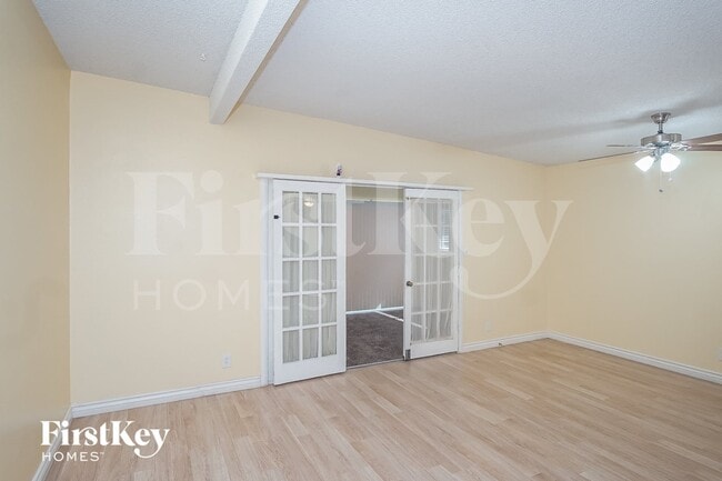 Photo - 3904 W El Parque Ave