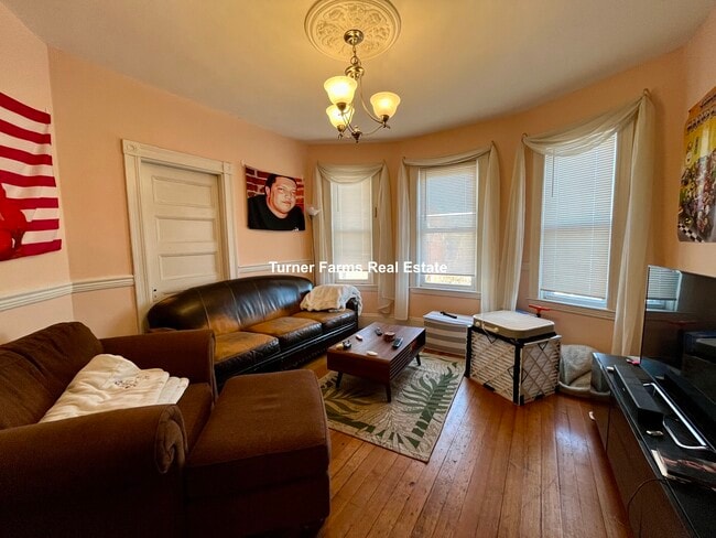 Photo - 83 Wensley St Unit 3