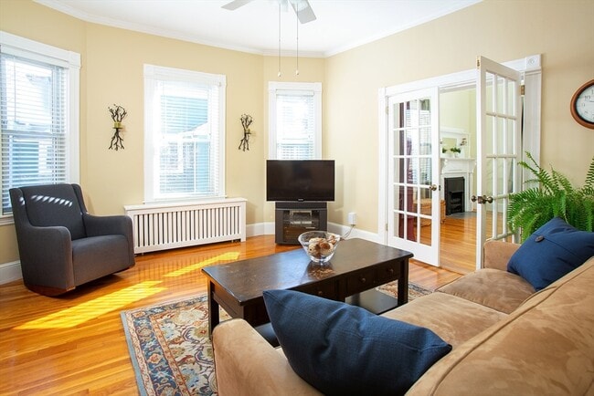 Photo - 18 Hunt St Unit 1