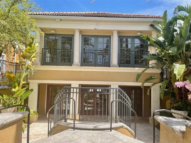 Photo - 2891 NE 185th St