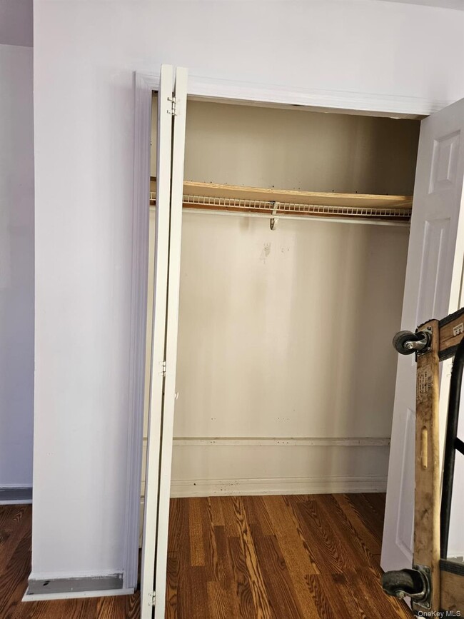 Photo - 145-31 Lakewood Ave