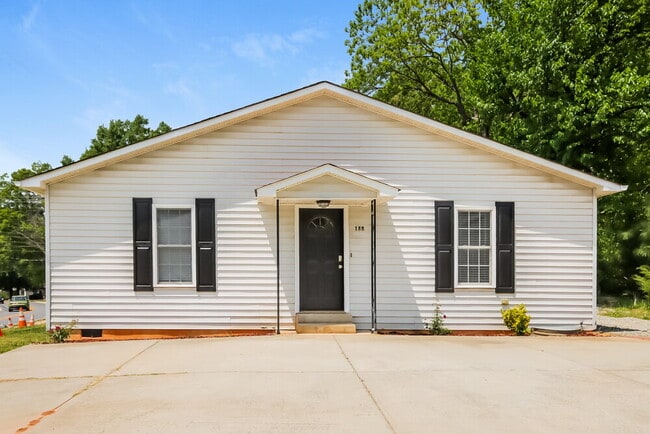 Photo - 127 S Sherrill St House