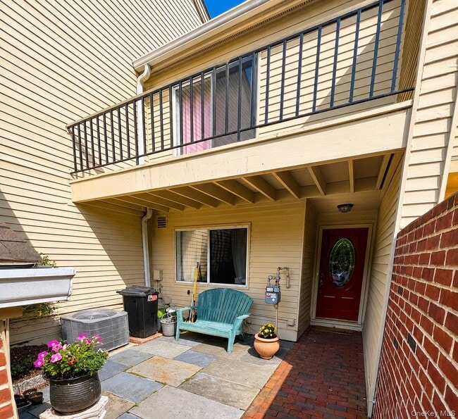 40 Waterside Close