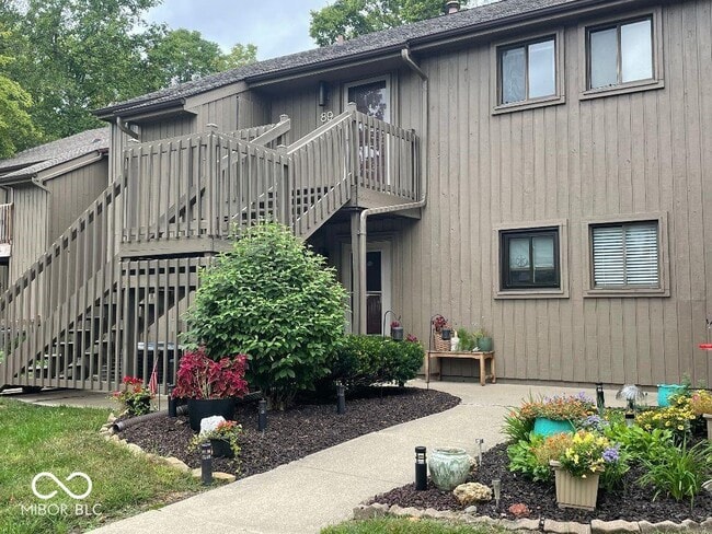 Building Photo - 89 Lookout Ridge Dr