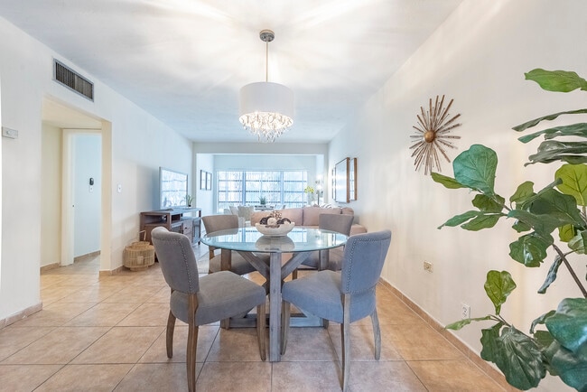 Photo - Spectra at Plantation